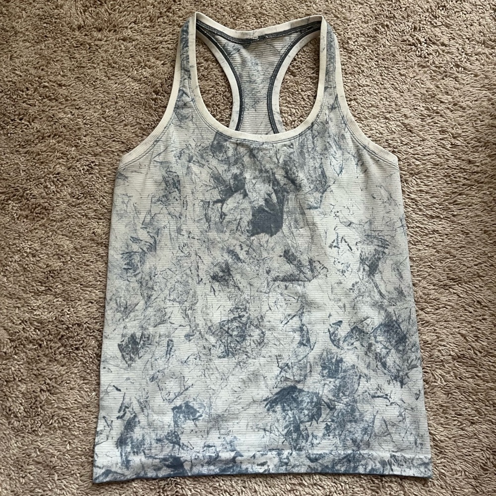 Lululemon swiftly tech tank Size 8